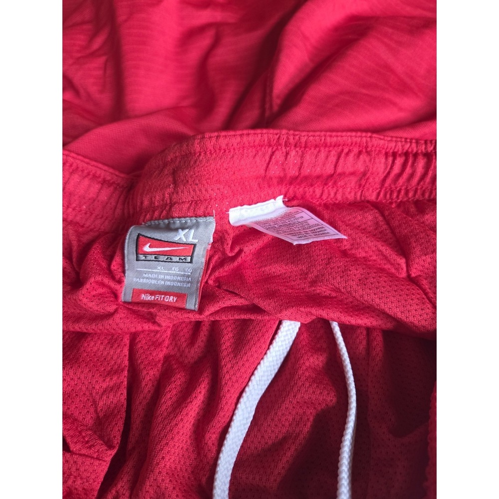 Vintage Nike Basketball Shorts Nike Team Shorts Red White Mesh Sides Mens XL - Picture 3 of 16